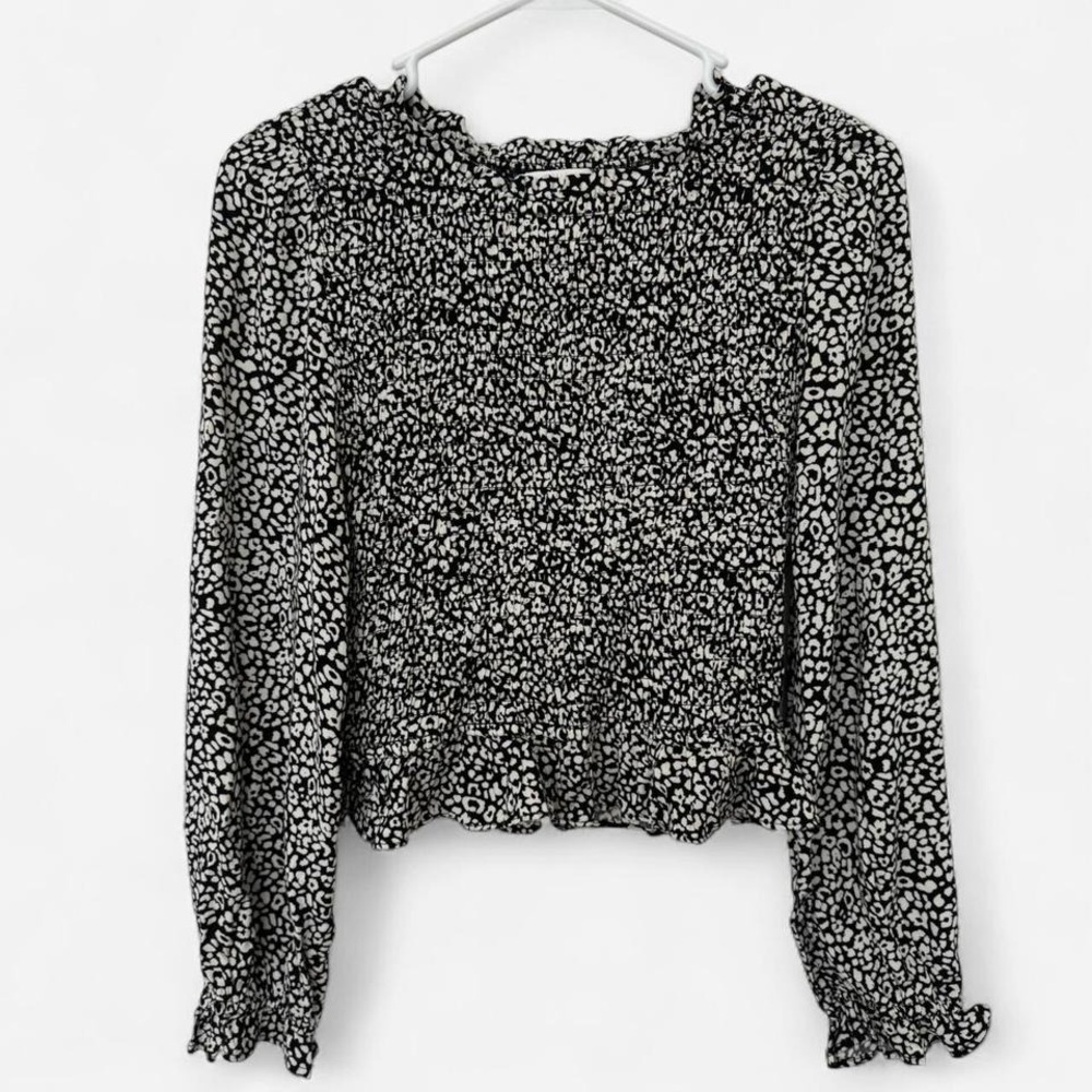 Urban Romantics black & white animal print/cheetah print flowy blouse